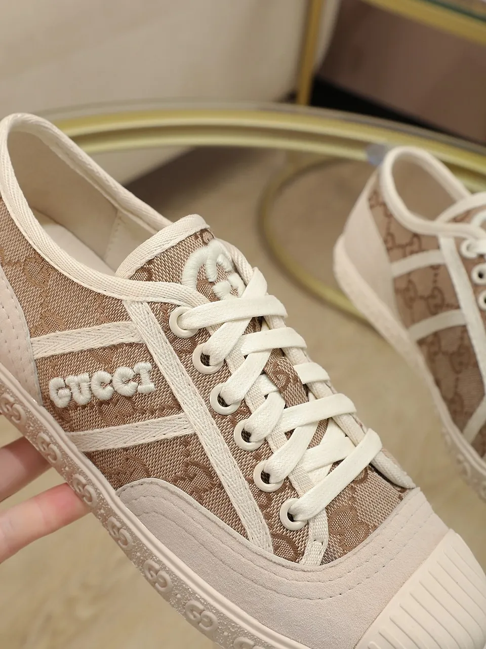 👟👟Ex-factory price 420👟👟 GUCCI~24 The latest double G embroidered low-cut lace-up fashion sneakers, originally developed, the fabric is exclusive double G fabric, the upper is perfectly matched with special craftsmanship, the lining is sheepskin, rubber outsole, size 35 to 40